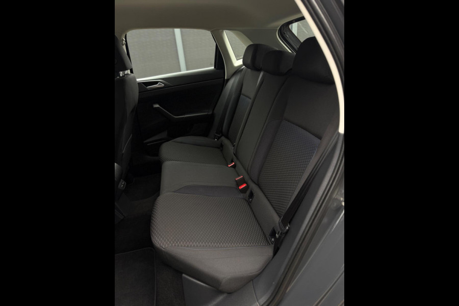 Volkswagen Polo 1.0 TSI United CarPlay Camera Volkswagen Polo 1.0 TSI United CarPlay Camera