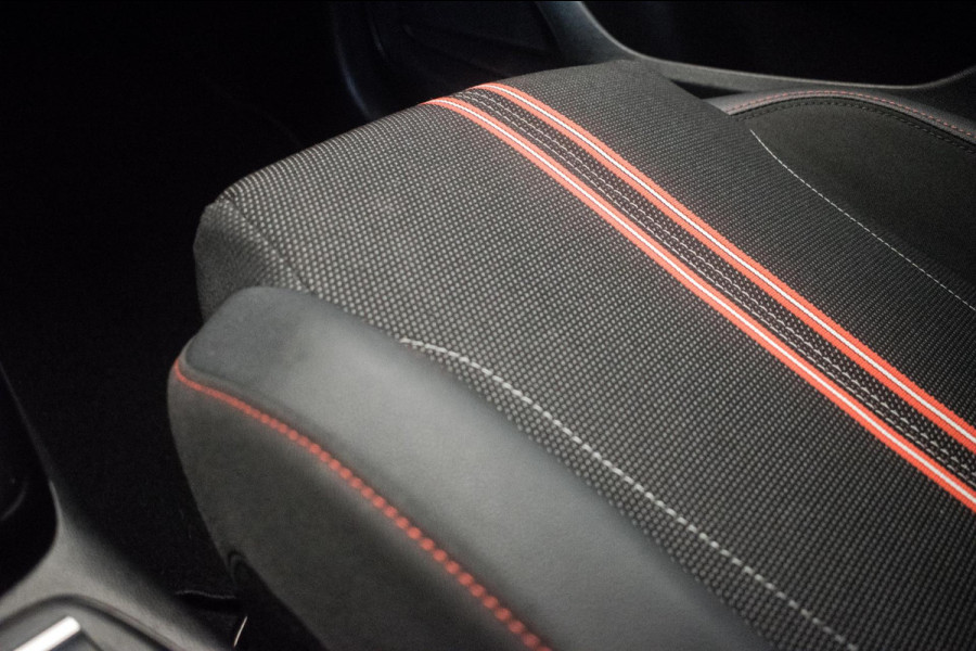 Opel Corsa 1.2 Turbo GS Line Automaat [ Digital Cockpit Camera Carplay Full LED Stoelverwarming Trekhaak Keyless ]
