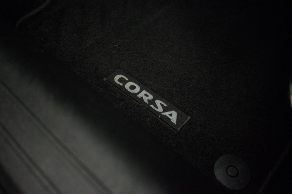 Opel Corsa 1.2 Turbo GS Line Automaat [ Digital Cockpit Camera Carplay Full LED Stoelverwarming Trekhaak Keyless ]