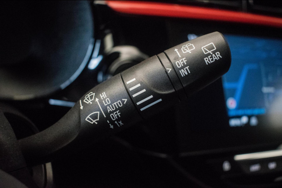 Opel Corsa 1.2 Turbo GS Line Automaat [ Digital Cockpit Camera Carplay Full LED Stoelverwarming Trekhaak Keyless ]