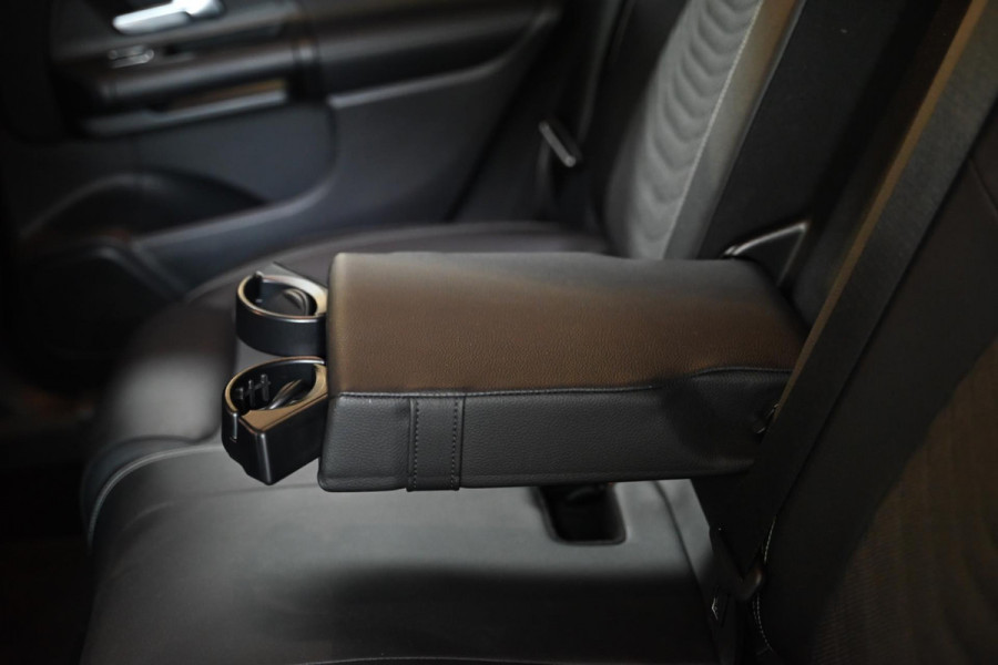 Mercedes-Benz B-Klasse 180 Business Solution Plus - Stoelverwarming - Achteruitrijcamera - LED Koplampen - El. Kofferklep -