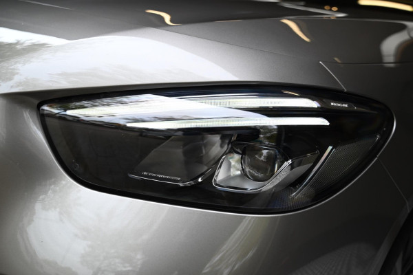 Mercedes-Benz B-Klasse 180 Business Solution Plus - Stoelverwarming - Achteruitrijcamera - LED Koplampen - El. Kofferklep -