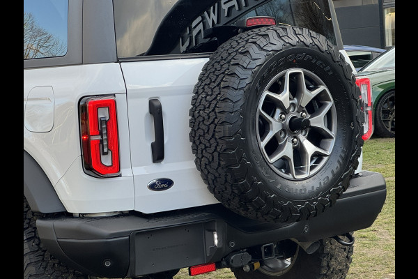 Ford Bronco AWD 2.7L V6 BADLANDS