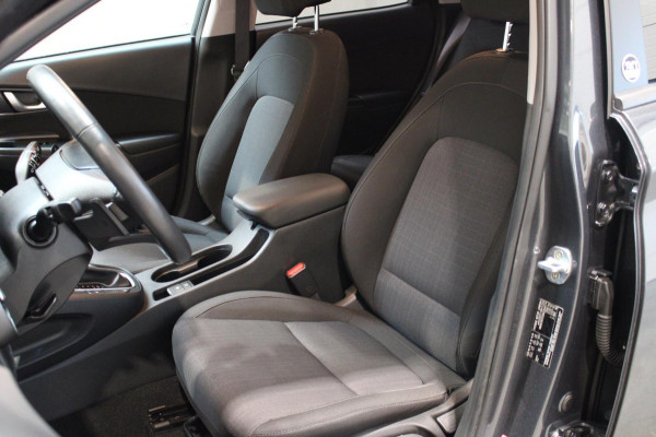 Hyundai Kona 1.6 GDI HEV Premium navi/Camera/Carplay Prijs is rijklaar Hyundai Kona 1.6 GDI HEV Premium navi/Camera/Carplay Prijs is rijklaar