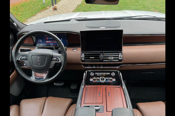 Lincoln Navigator 3.5 V6 EcoBoost Black Label Lincoln Navigator 3.5 V6 EcoBoost Black Label