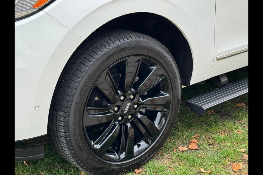 Lincoln Navigator 3.5 V6 EcoBoost Black Label Lincoln Navigator 3.5 V6 EcoBoost Black Label