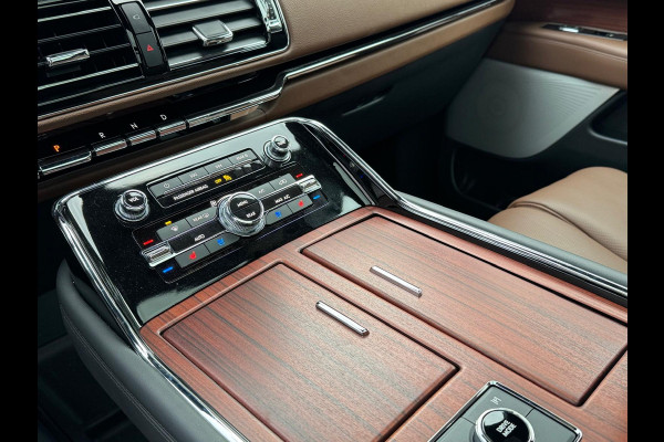 Lincoln Navigator 3.5 V6 EcoBoost Black Label Lincoln Navigator 3.5 V6 EcoBoost Black Label
