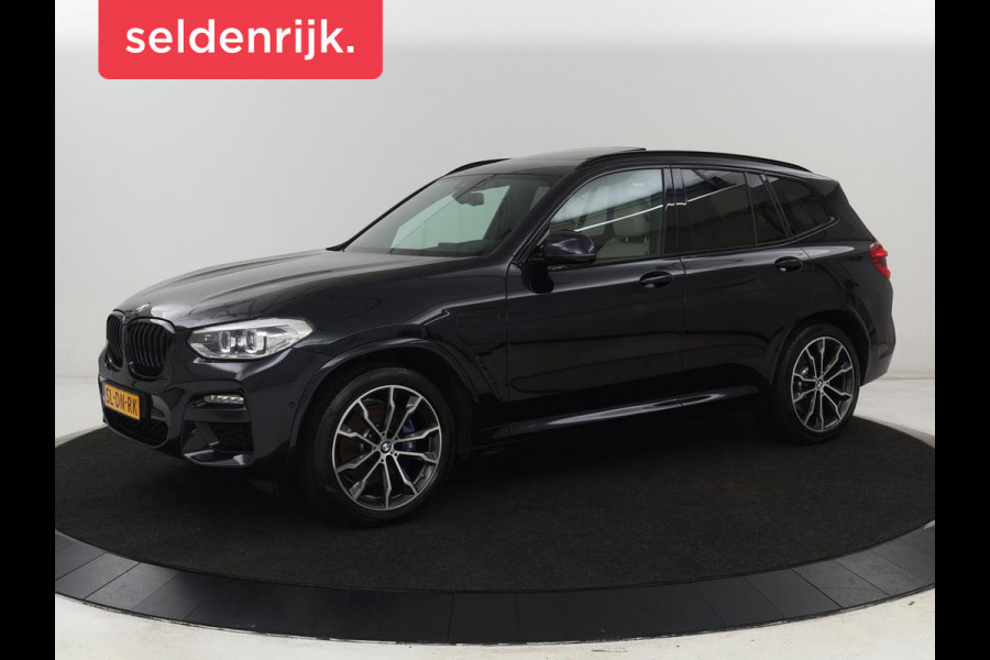 BMW X3 xDrive30e M Sport | Panoramadak | Trekhaak | Head-Up | Stoelverwarming | Leder | Live Cockpit | Stuurverwarming | Carplay | Camera | 20'' | Navigatie | Keyless | PHEV | Plug In