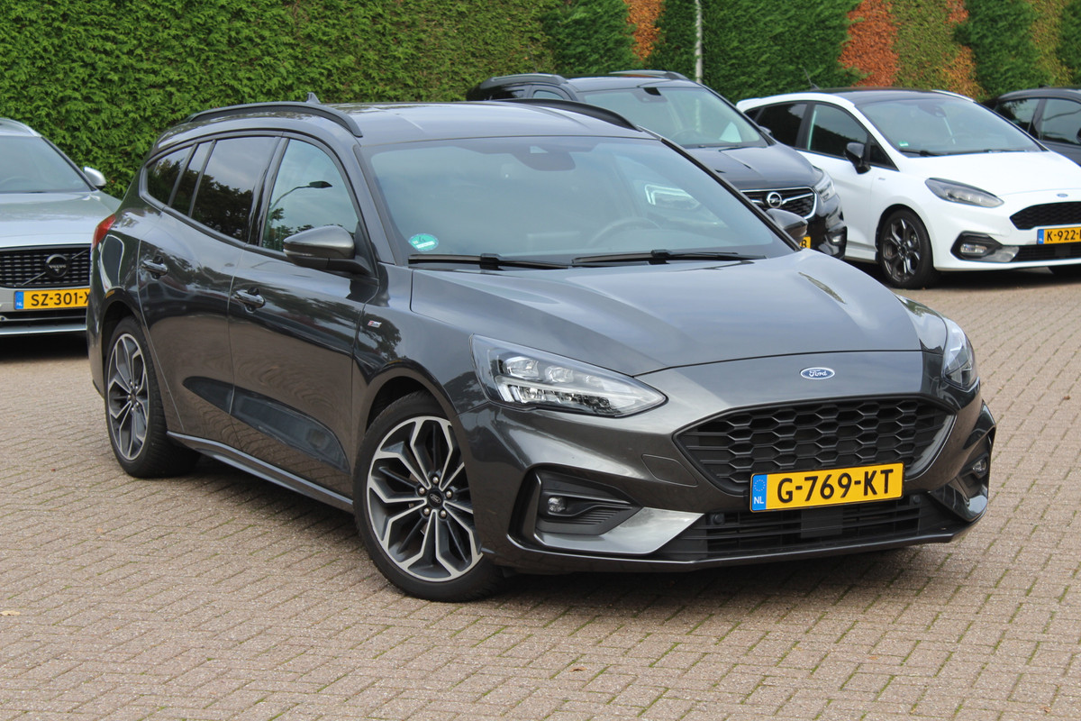 Ford FOCUS Wagon 1.5 EcoBoost ST Line Business / Camera / Navigatie / Keyless / 18'' / Stuurverwarming / DAB / Dodehoek / Cruise Control