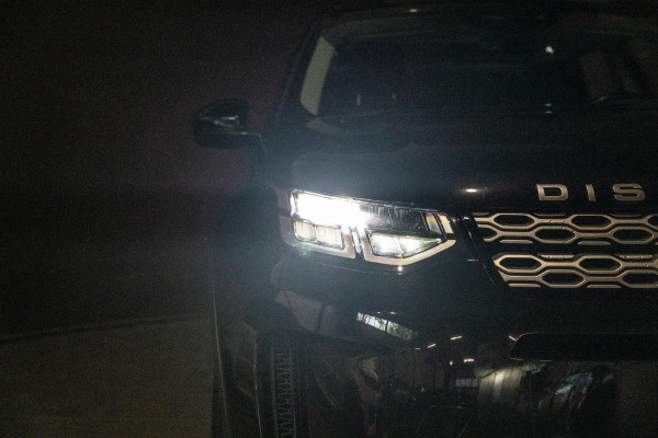 Land Rover Discovery Sport P300e 1.5 R-Dynamic PHEV | Trekhaak | 360 Camera | Carplay Land Rover Discovery Sport P300e 1.5 R-Dynamic PHEV | Trekhaak | 360 Camera | Carplay