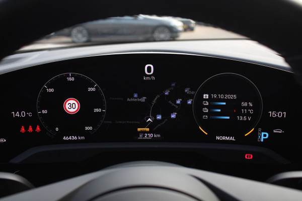 Porsche Taycan Cross Turismo 4 93 kWh / Panoramadak / 360Camera / Passenger Display / Sportdesign + Chrono / 21'' / Bose / Luchtvering / Keyless / Stuur+Stoelverwarming / Dodehoek / DAB / ACC Porsche Taycan Cross Turismo 4 93 kWh / Panoramadak / 360Camera / Passenger Display / Sportdesign + Chrono / 21'' / Bose / Luchtvering / Keyless / Stuur+Stoelverwarming / Dodehoek / DAB / ACC