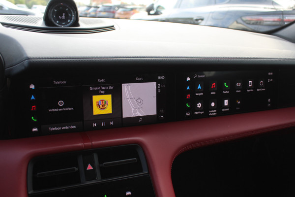 Porsche Taycan Cross Turismo 4 93 kWh / Panoramadak / 360Camera / Passenger Display / Sportdesign + Chrono / 21'' / Bose / Luchtvering / Keyless / Stuur+Stoelverwarming / Dodehoek / DAB / ACC Porsche Taycan Cross Turismo 4 93 kWh / Panoramadak / 360Camera / Passenger Display / Sportdesign + Chrono / 21'' / Bose / Luchtvering / Keyless / Stuur+Stoelverwarming / Dodehoek / DAB / ACC