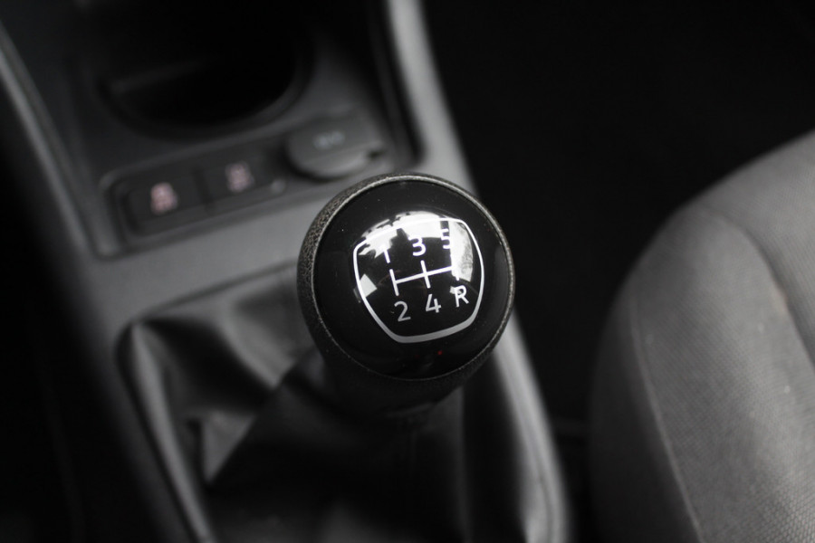 Volkswagen up! 1.0 BMT move up! / NL Auto! / BTW / Airco / DAB / Radio / Bluetooth / 5drs Volkswagen up! 1.0 BMT move up! / NL Auto! / BTW / Airco / DAB / Radio / Bluetooth / 5drs