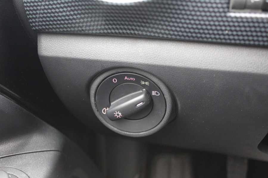 Volkswagen up! 1.0 BMT move up! / NL Auto! / BTW / Airco / DAB / Radio / Bluetooth / 5drs Volkswagen up! 1.0 BMT move up! / NL Auto! / BTW / Airco / DAB / Radio / Bluetooth / 5drs