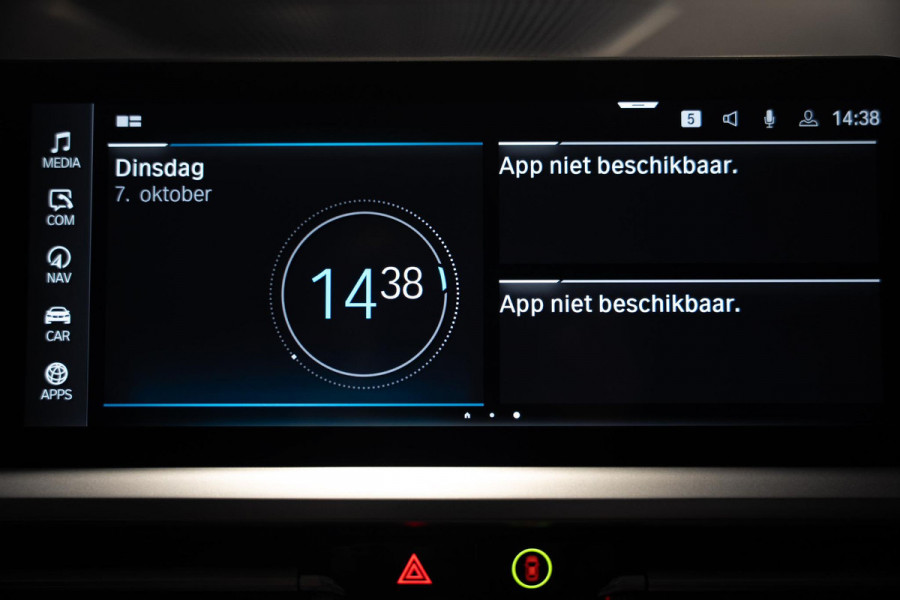 BMW 3 Serie Touring 330e M-Sport | Pano | Trekhaak | 360 camera