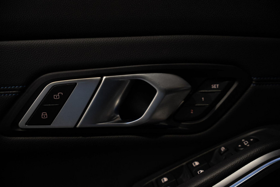 BMW 3 Serie Touring 330e M-Sport | Pano | Trekhaak | 360 camera