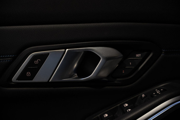BMW 3 Serie Touring 330e M-Sport | Pano | Trekhaak | 360 camera