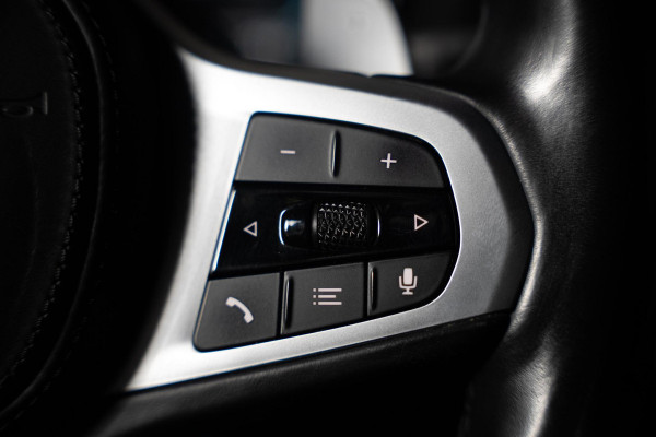 BMW 3 Serie Touring 330e M-Sport | Pano | Trekhaak | 360 camera