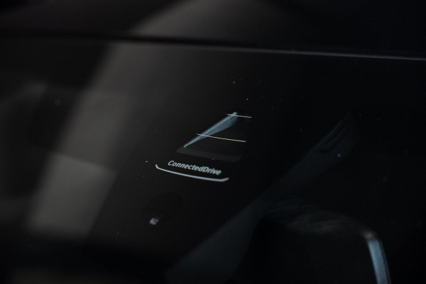 BMW 3 Serie Touring 330e M-Sport | Pano | Trekhaak | 360 camera