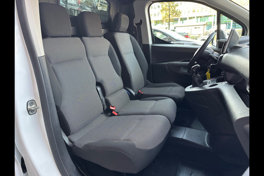 Toyota PROACE CITY 1.5 D-4D Professional Navi Airco Carplay PDC Toyota PROACE CITY 1.5 D-4D Professional Navi Airco Carplay PDC