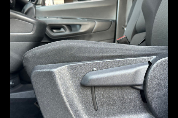 Toyota PROACE CITY 1.5 D-4D Professional Navi Airco Carplay PDC Toyota PROACE CITY 1.5 D-4D Professional Navi Airco Carplay PDC