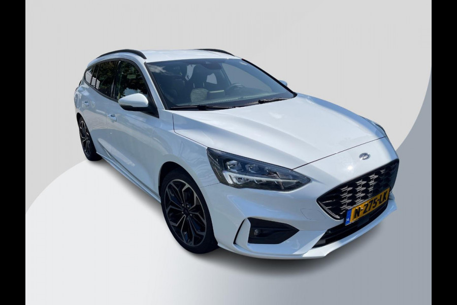 Ford FOCUS Wagon 1.0 EcoBoost ST Line X Business | WORDT VERWACHT! | AGR-stoelen | Winter Pack | Full LED | 18 inch lichtmetalen velgen Ford FOCUS Wagon 1.0 EcoBoost ST Line X Business | WORDT VERWACHT! | AGR-stoelen | Winter Pack | Full LED | 18 inch lichtmetalen velgen