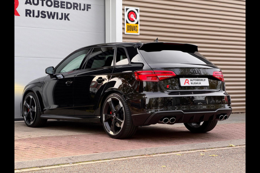 Audi A3 Limousine 2.0 TFSI S3 quattro Pro Line Plus RS seats/B&O/Keyless Audi A3 Limousine 2.0 TFSI S3 quattro Pro Line Plus RS seats/B&O/Keyless