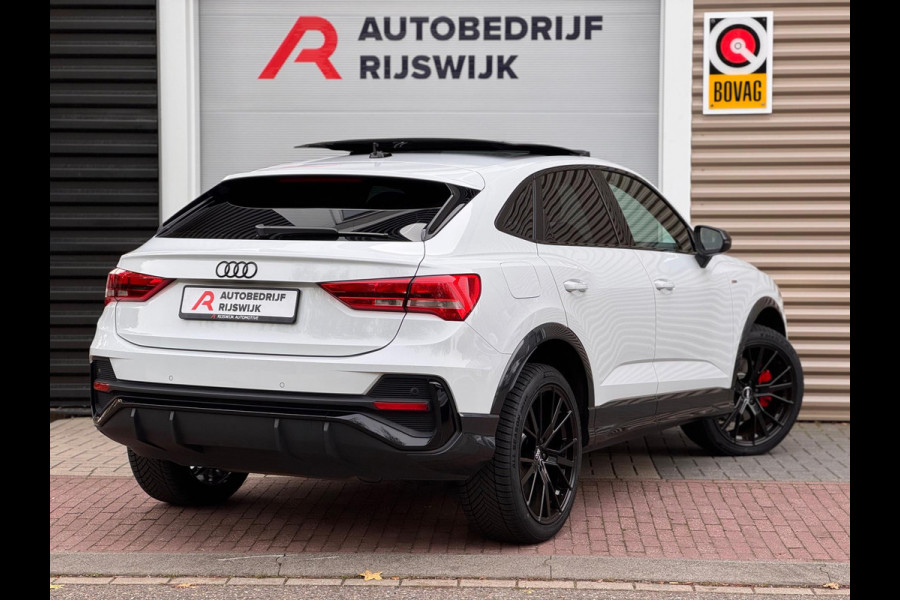 Audi Q3 Sportback 45 TFSI e S Edition Pano/Elektr.stoel/Blindspot Audi Q3 Sportback 45 TFSI e S Edition Pano/Elektr.stoel/Blindspot