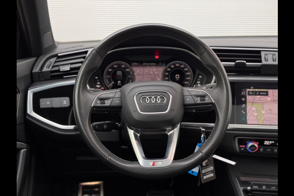 Audi Q3 Sportback 45 TFSI e S Edition Pano/Elektr.stoel/Blindspot Audi Q3 Sportback 45 TFSI e S Edition Pano/Elektr.stoel/Blindspot