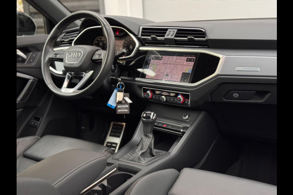 Audi Q3 Sportback 45 TFSI e S Edition Pano/Elektr.stoel/Blindspot Audi Q3 Sportback 45 TFSI e S Edition Pano/Elektr.stoel/Blindspot
