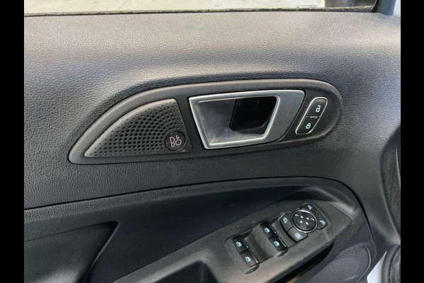 Ford EcoSport 1.0 EcoBoost ST-Line | Schuifdak | Winter Pack | Navigatie met Bang&Olufsen | Camera | Dodehoeksensoren Ford EcoSport 1.0 EcoBoost ST-Line | Schuifdak | Winter Pack | Navigatie met Bang&Olufsen | Camera | Dodehoeksensoren