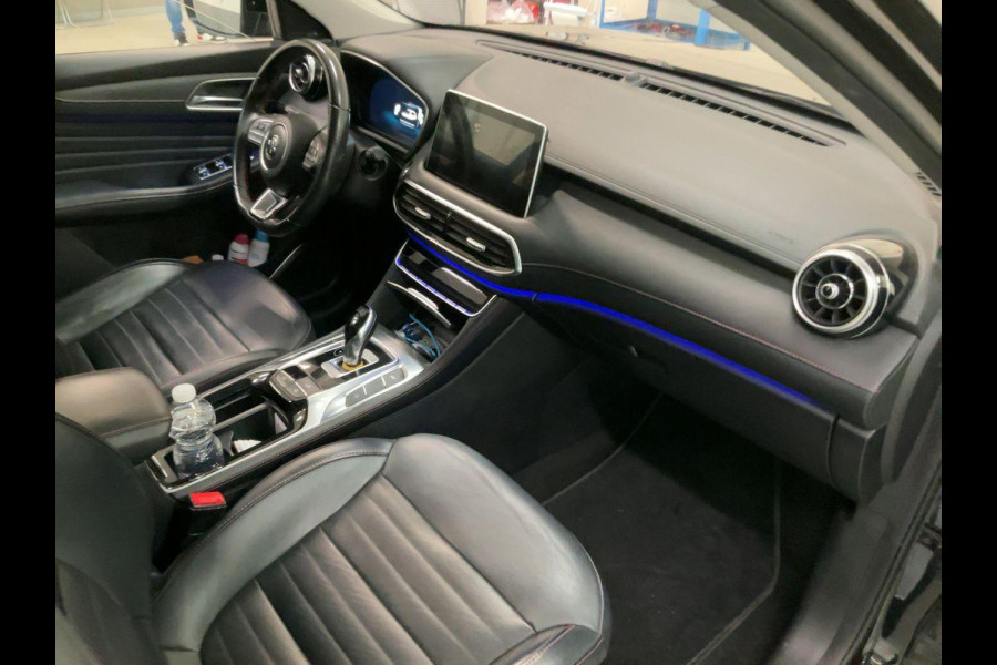 MG EHS 1.5 TGDI Luxury Plug-in Hybrid | Panoramadak | 360 camera | Leder bekleding | Stoelverwarming MG EHS 1.5 TGDI Luxury Plug-in Hybrid | Panoramadak | 360 camera | Leder bekleding | Stoelverwarming
