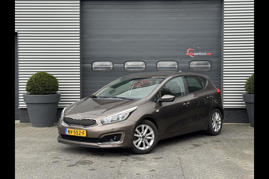 Kia cee'd 1.6 GDI ComfortPlusLine Navigator | Camera | Lichtmetalen Velgen | Navigatie | Cruise Control |