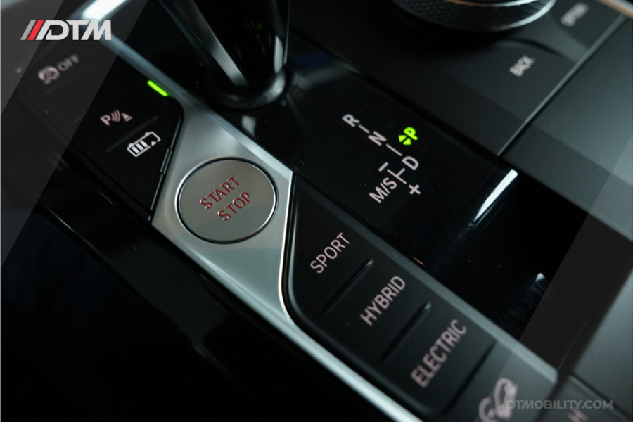 BMW X3 xDrive30e High M-Sport | M-Seats | H/K | Pano