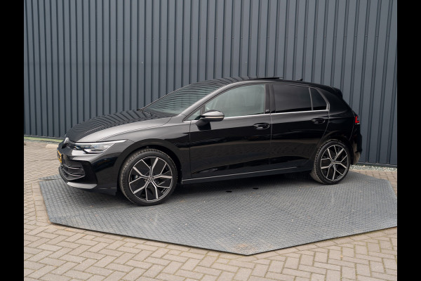 Volkswagen Golf 1.5 eTSI 50 Edition | Panodak | Head Up | Stoelgeheugen | Trekhaak Elk. Wegkl. | Harman/ Kardon | Prijs Rijklaar!! Volkswagen Golf 1.5 eTSI 50 Edition | Panodak | Head Up | Stoelgeheugen | Trekhaak Elk. Wegkl. | Harman/ Kardon | Prijs Rijklaar!!