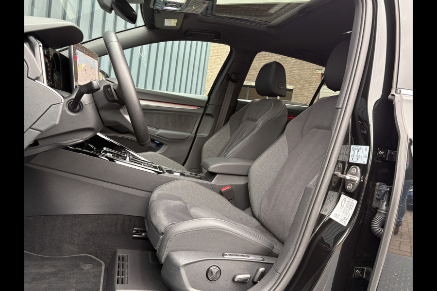 Volkswagen Golf 1.5 eTSI 50 Edition | Panodak | Head Up | Stoelgeheugen | Trekhaak Elk. Wegkl. | Harman/ Kardon | Prijs Rijklaar!! Volkswagen Golf 1.5 eTSI 50 Edition | Panodak | Head Up | Stoelgeheugen | Trekhaak Elk. Wegkl. | Harman/ Kardon | Prijs Rijklaar!!