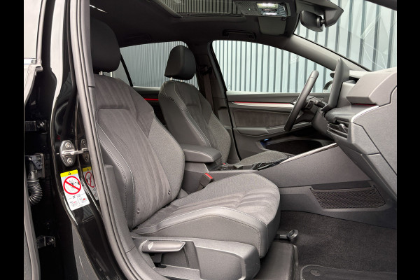 Volkswagen Golf 1.5 eTSI 50 Edition | Panodak | Head Up | Stoelgeheugen | Trekhaak Elk. Wegkl. | Harman/ Kardon | Prijs Rijklaar!! Volkswagen Golf 1.5 eTSI 50 Edition | Panodak | Head Up | Stoelgeheugen | Trekhaak Elk. Wegkl. | Harman/ Kardon | Prijs Rijklaar!!