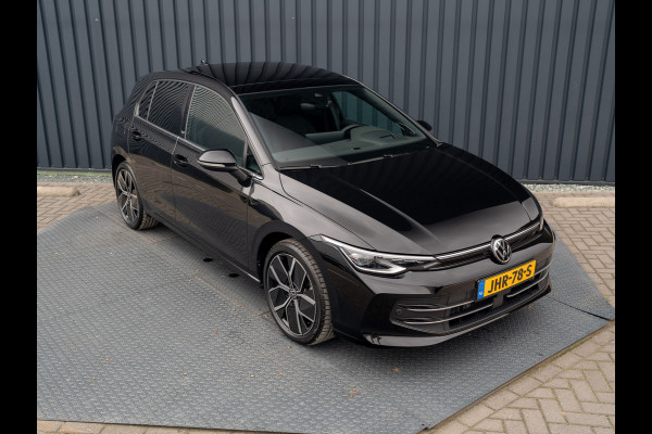 Volkswagen Golf 1.5 eTSI 50 Edition | Panodak | Head Up | Stoelgeheugen | Trekhaak Elk. Wegkl. | Harman/ Kardon | Prijs Rijklaar!! Volkswagen Golf 1.5 eTSI 50 Edition | Panodak | Head Up | Stoelgeheugen | Trekhaak Elk. Wegkl. | Harman/ Kardon | Prijs Rijklaar!!