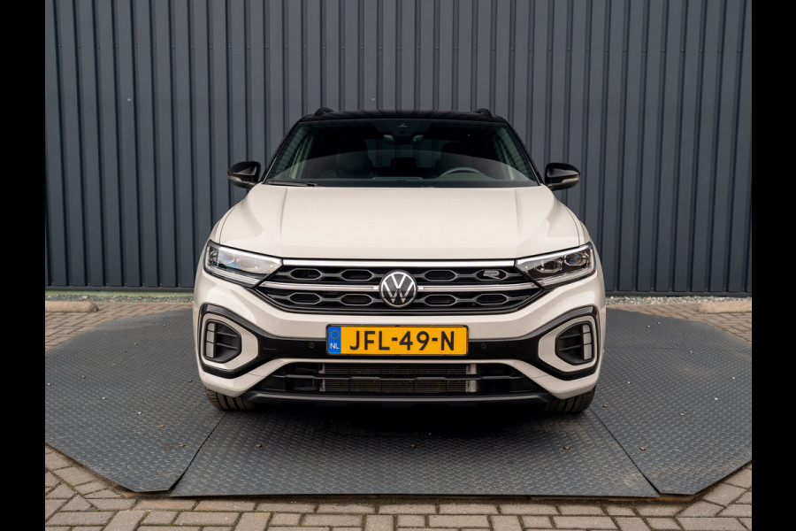 Volkswagen T-Roc 1.5 TSI R-Line Business | Panodak | Beats | Keyless | Trekhaak afnb | IQ Light | Side Assist | Prijs Rijklaar!! Volkswagen T-Roc 1.5 TSI R-Line Business | Panodak | Beats | Keyless | Trekhaak afnb | IQ Light | Side Assist | Prijs Rijklaar!!