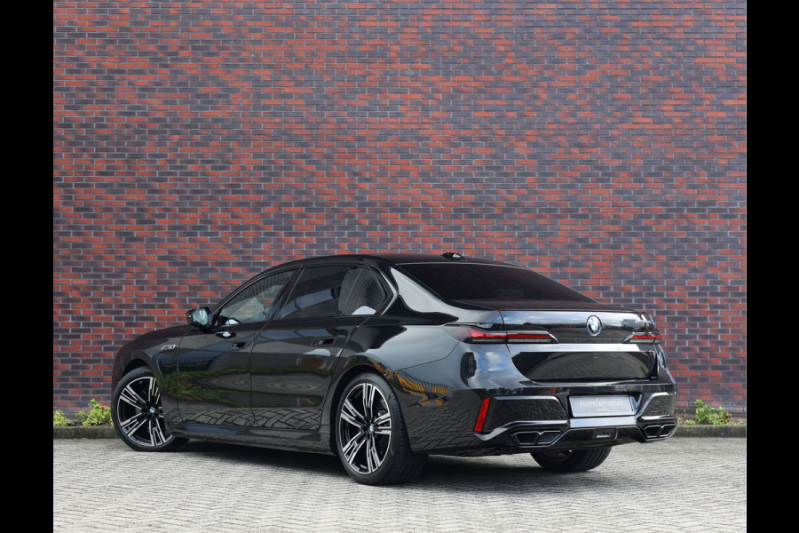 BMW 7 Serie M760e xDrive | Sky - Executive - Lounge - Drive Pro