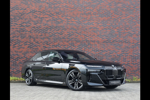 BMW 7 Serie M760e xDrive | Sky - Executive - Lounge - Drive Pro