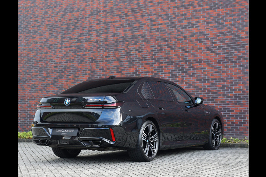 BMW 7 Serie M760e xDrive | Sky - Executive - Lounge - Drive Pro