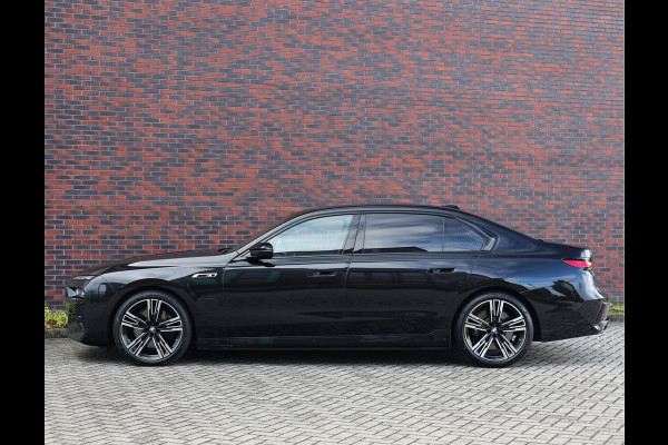BMW 7 Serie M760e xDrive | Sky - Executive - Lounge - Drive Pro