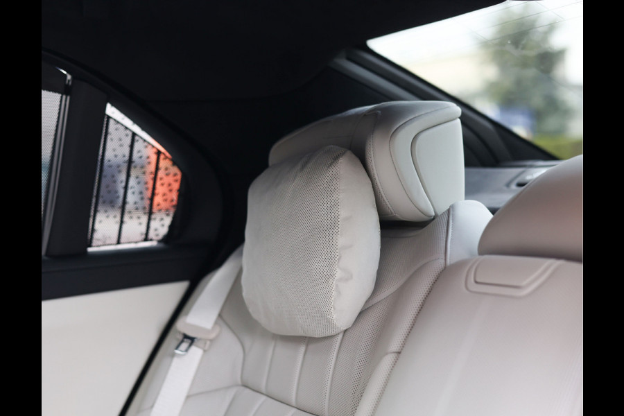 BMW 7 Serie M760e xDrive | Sky - Executive - Lounge - Drive Pro