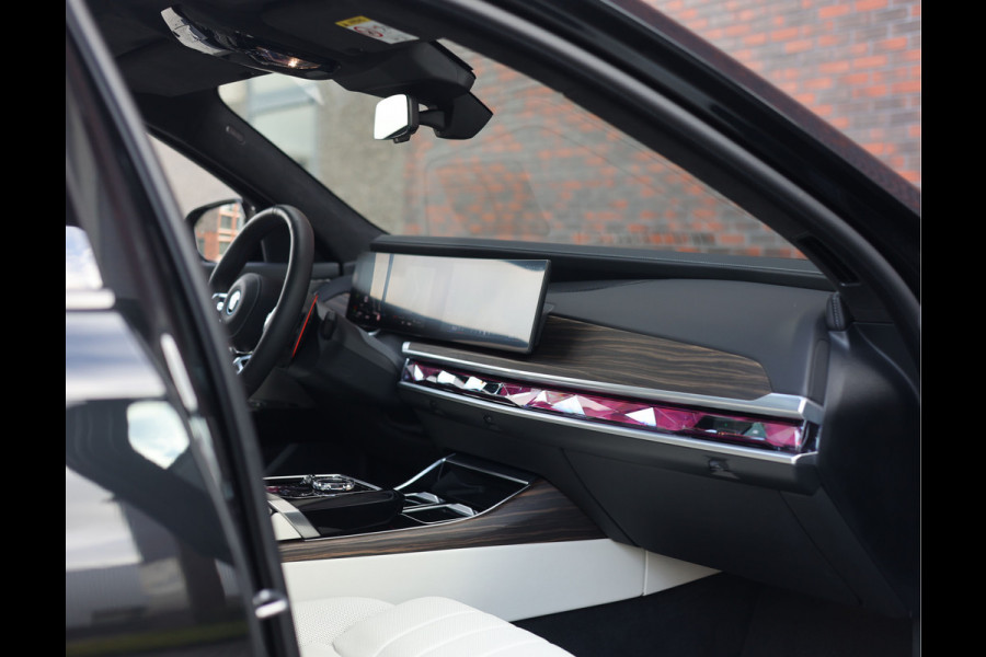 BMW 7 Serie M760e xDrive | Sky - Executive - Lounge - Drive Pro