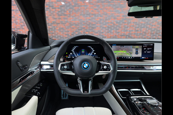 BMW 7 Serie M760e xDrive | Sky - Executive - Lounge - Drive Pro