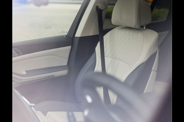 BMW X5 50e xDrive | Individual - Bi-Color - Uniek! - Full option