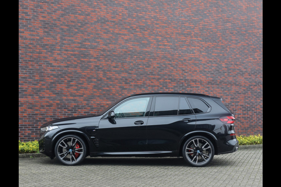 BMW X5 50e xDrive | Sky - Trekhaak - HUD - Massage - Bowers&Wilkins BMW X5 50e xDrive | Sky - Trekhaak - HUD - Massage - Bowers&Wilkins
