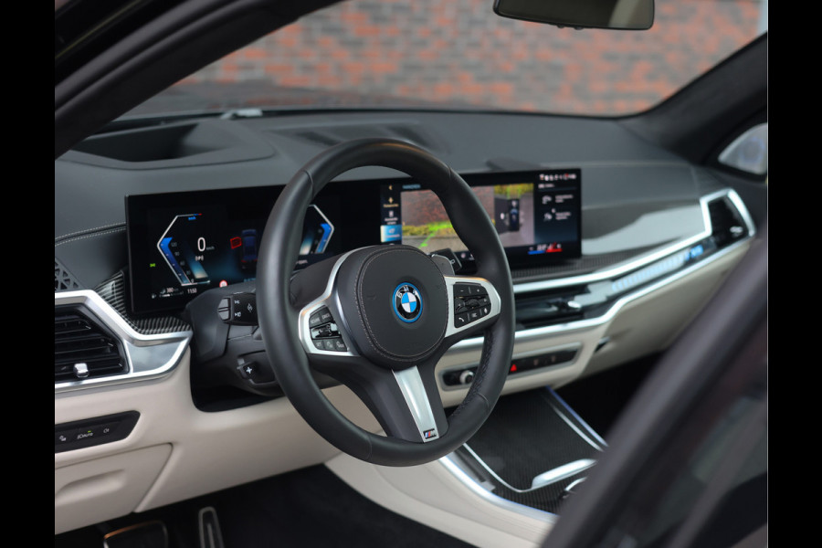 BMW X5 50e xDrive | Sky - Trekhaak - HUD - Massage - Bowers&Wilkins BMW X5 50e xDrive | Sky - Trekhaak - HUD - Massage - Bowers&Wilkins