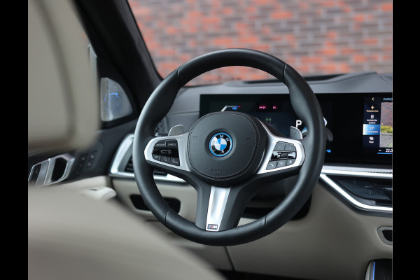 BMW X5 50e xDrive | Sky - Trekhaak - HUD - Massage - Bowers&Wilkins BMW X5 50e xDrive | Sky - Trekhaak - HUD - Massage - Bowers&Wilkins